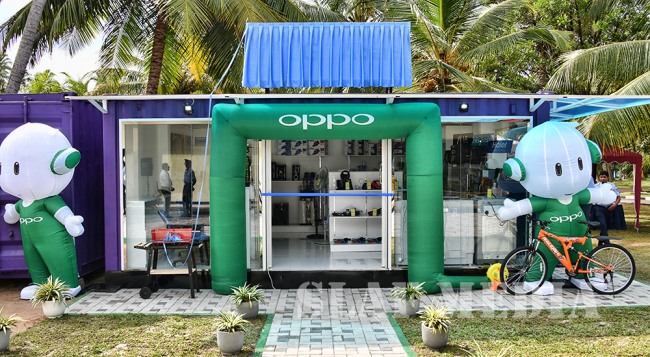 Abans Showrooms declared open by Commander at Katunayake and Ekala