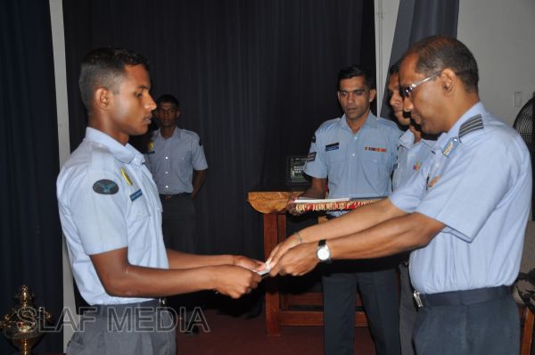 Closing Address Ceremony of Clerk Accounts Basic And Aero Engine Advanced Trade Training Course