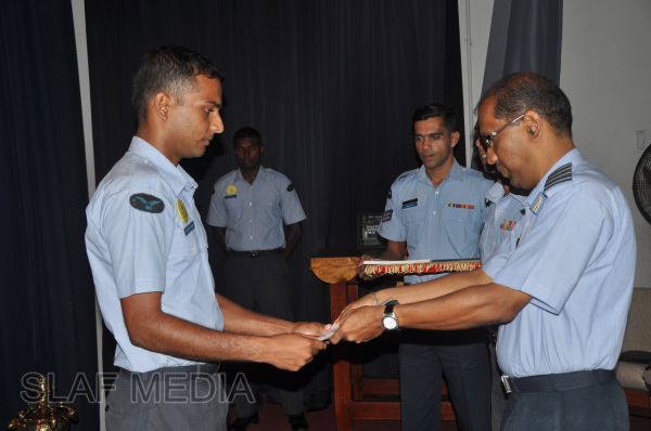Closing Address Ceremony of Clerk Accounts Basic And Aero Engine Advanced Trade Training Course