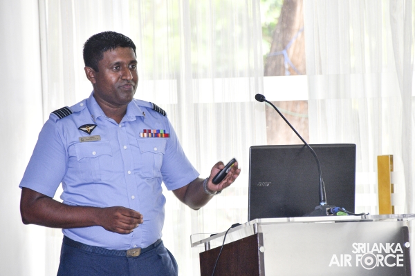 TRAINING
ON AEROMEDICAL EVACUATION AND TRANSPORTATION OF CRITICALLY ILL
PATIENTS