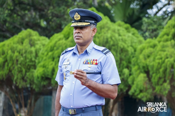 CHANGE OF COMMAND Aircraft Engineering Wing