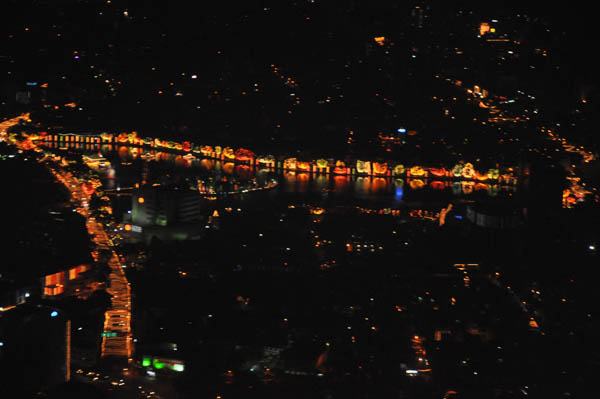 Air Force Commander switches on lights at the Gangarama Vesak Kalapaya