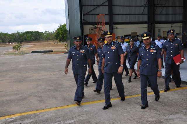 ගුවන් හමුදාපතිතුමන් අනුරාධපුර කඳවුරේ වාර්ෂික පරීක්ෂනය සිදුකරයි