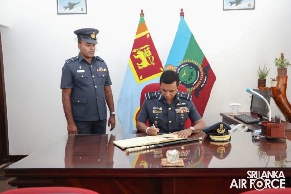 COMMANDER'S INSPECTION AT SLAF BASE ANURADHAPURA