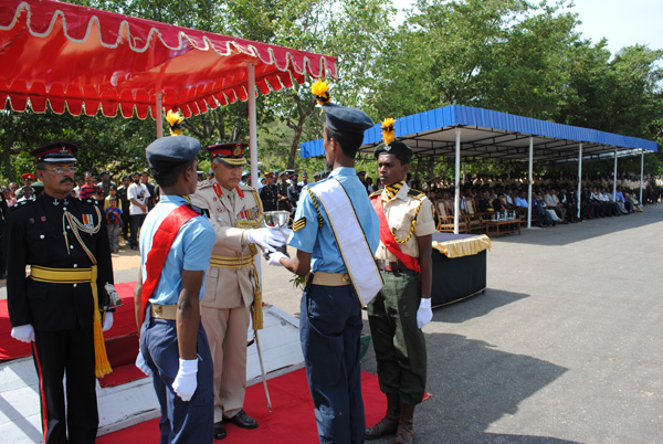 ගුවන් ශිශ්යභට කණ්ඩය