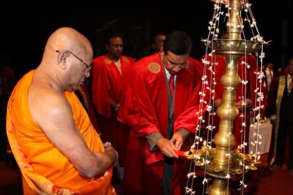 Air Chief Conferred with Doctorate by University of Kelaniya AAir Chief Conferred with Doctorate by University of Kelaniya