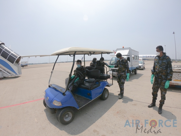 SLAF CBRNE Wing Continues Decontamination of Sri Lankan Airlines Aircraft Fleet