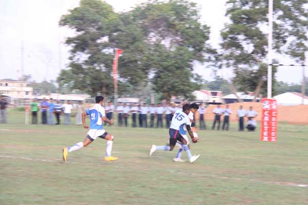 SLAF Ruggerrites Goes Down Fighting SLAF Ruggerrites
Goes Down Fighting