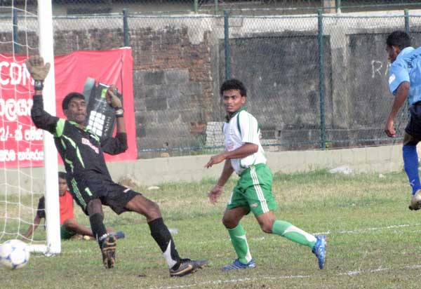 Airmen Sanjeewa Records His 6th Goal in The Dialog Champion league