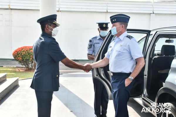 6TH AIRMAN TO AIRMAN STAFF TALKS BETWEEN SLAF AND USAF CONCLUDE ON A HIGH NOTE
