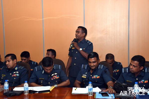 6TH AIRMAN TO AIRMAN STAFF TALKS BETWEEN SLAF AND USAF CONCLUDE ON A HIGH NOTE