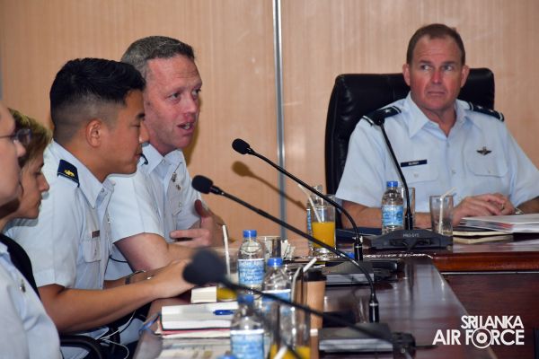 6TH AIRMAN TO AIRMAN STAFF TALKS BETWEEN SLAF AND USAF CONCLUDE ON A HIGH NOTE