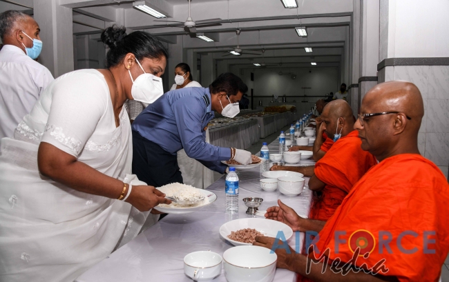 SLAF conducts Annual Religious Ceremony at Temple of the Sacred Tooth in Kandy
