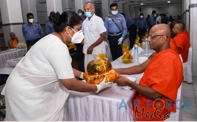 SLAF conducts Annual Religious Ceremony at Temple of the Sacred Tooth in Kandy
