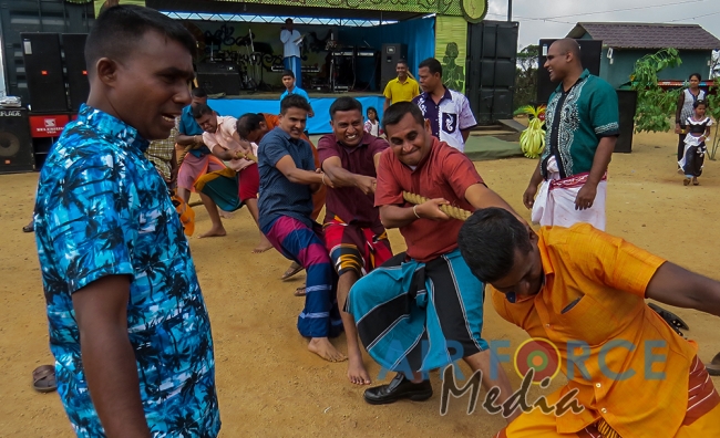 SLAF Celebrates Avurudu Amidst the Clouds at Pidurutalagala