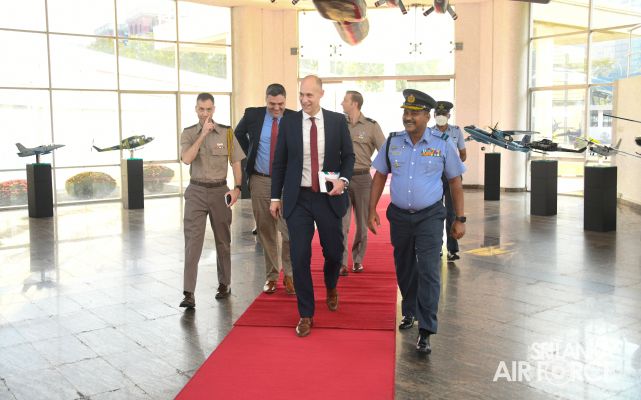 ASSISTANT
SECRETARY OF DEFENCE IN USA CALLS ON CHIEF OF STAFF