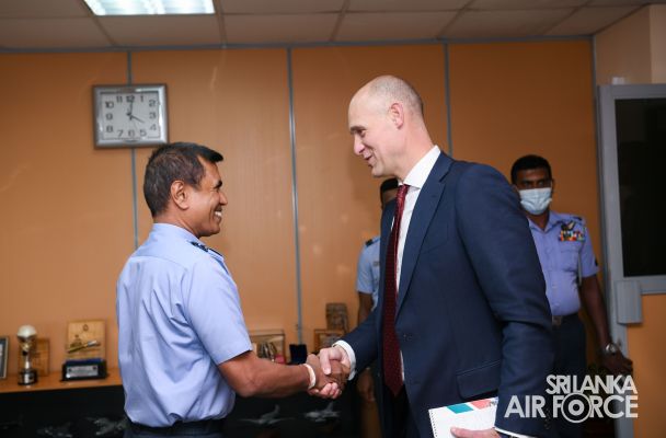 ASSISTANT SECRETARY OF DEFENCE IN USA CALLS ON CHIEF OF STAFF
