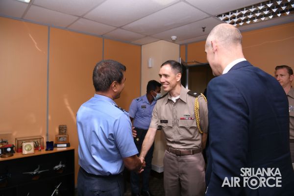 ASSISTANT
SECRETARY OF DEFENCE IN USA CALLS ON CHIEF OF STAFF