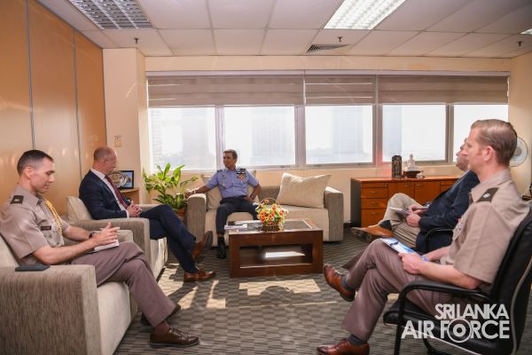 ASSISTANT SECRETARY OF DEFENCE IN USA CALLS ON CHIEF OF STAFF