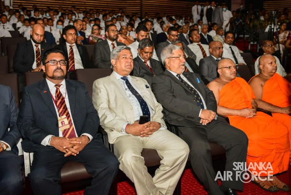 ANANDA COLLEGE FELICITATES THE COMMANDER OF THE AIR FORCE