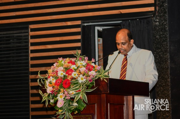 ANANDA COLLEGE FELICITATES THE COMMANDER OF THE AIR FORCE