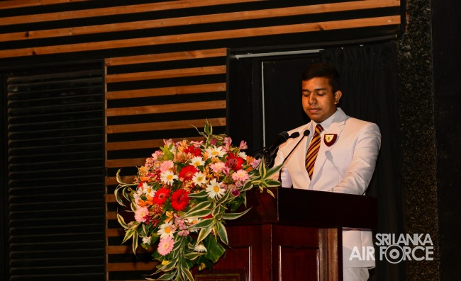 ANANDA COLLEGE FELICITATES THE COMMANDER OF THE AIR FORCE
