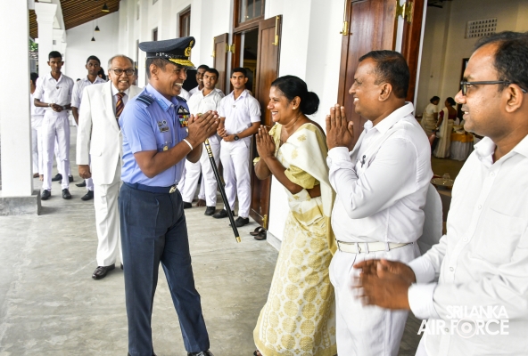 AIR
MARSHAL UDENI RAJAPAKSA GRACES 'ANANDA MUSEUM' INAUGURATION AS SPECIAL
GUEST OF HONOUR