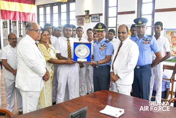 AIR
MARSHAL UDENI RAJAPAKSA GRACES 'ANANDA MUSEUM' INAUGURATION AS SPECIAL
GUEST OF HONOUR
