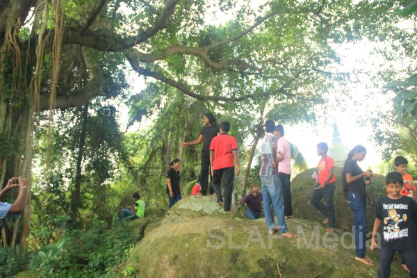 Buds “Anganpora” Fighters Visits its Historical Footprints