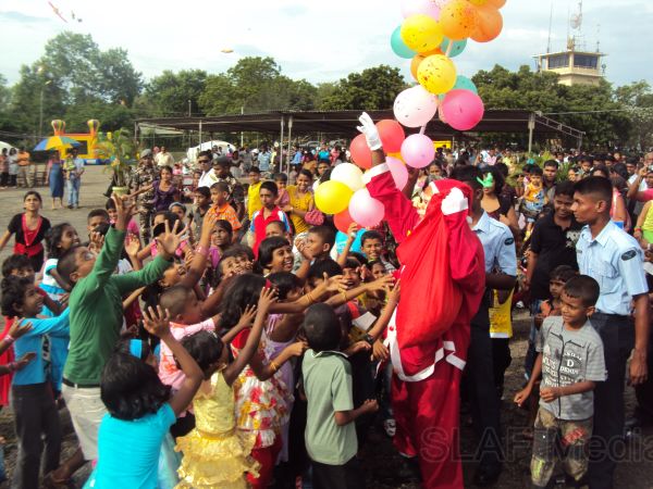 වීරවිල කඳවුර වාර්ෂික සුහද හමුවක් සහ ළමා සාදයක් සංවිධානය කරයි.