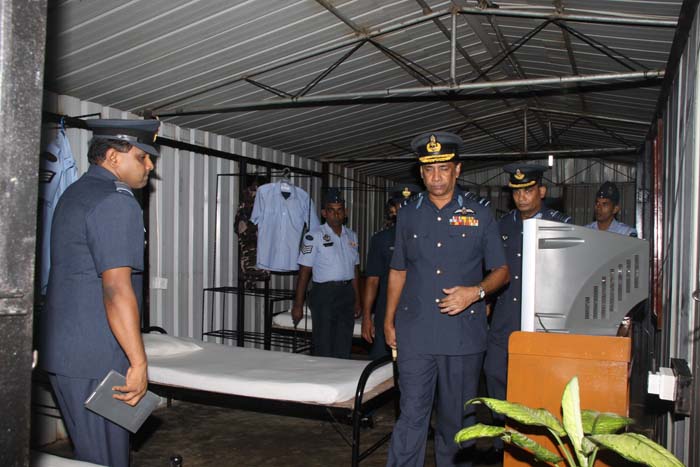 මීරිගම කඳවුරේ ගුවන් හමුදාධිපති තුමාගේ වාර්ෂික පරීක්ෂණය සිදු කරයි.