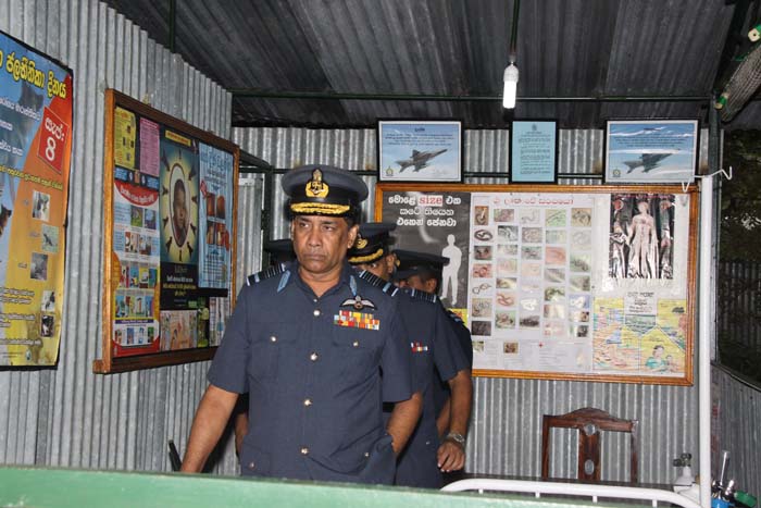 මීරිගම කඳවුරේ ගුවන් හමුදාධිපති තුමාගේ වාර්ෂික පරීක්ෂණය සිදු කරයි.