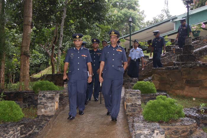මීරිගම කඳවුරේ ගුවන් හමුදාධිපති තුමාගේ වාර්ෂික පරීක්ෂණය සිදු කරයි.