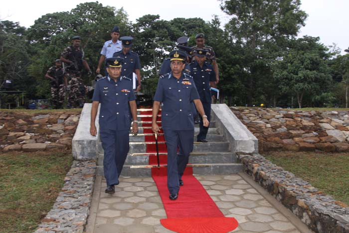 මීරිගම කඳවුරේ ගුවන් හමුදාධිපති තුමාගේ වාර්ෂික පරීක්ෂණය සිදු කරයි.