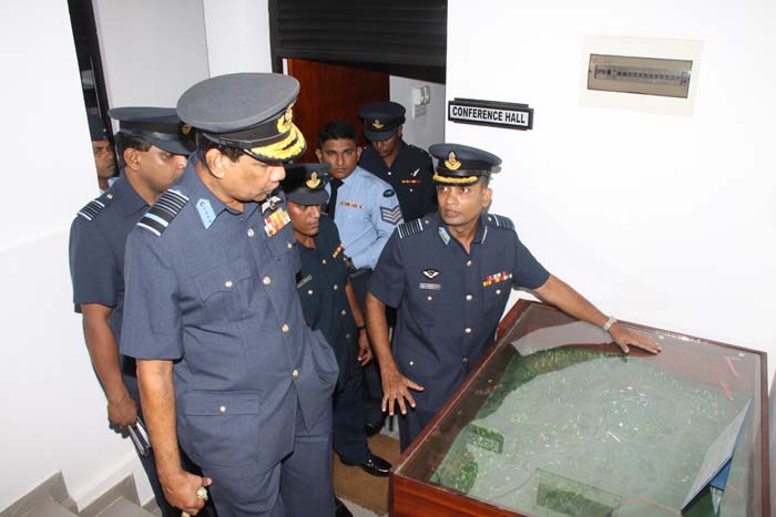 මීරිගම කඳවුරේ ගුවන් හමුදාධිපති තුමාගේ වාර්ෂික පරීක්ෂණය සිදු කරයි.