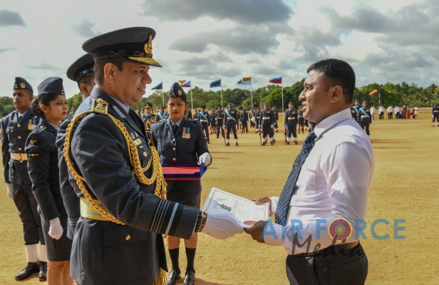 COMMANDER'S INSPECTION OF SLAF BASE ANURADHAPURA