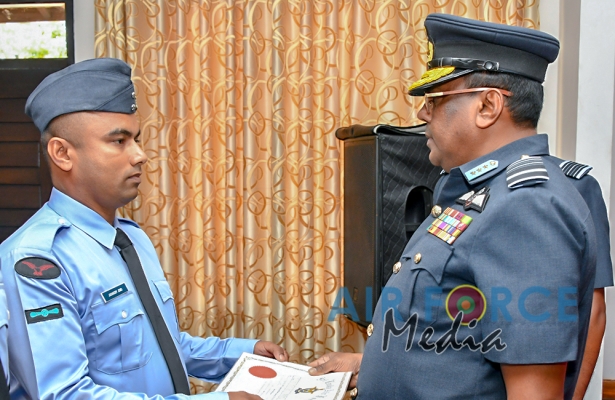 Commander’s Inspection of SLAF Station Batticaloa