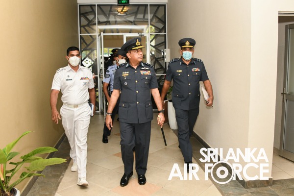 COMMANDERS INSPECTION OF AFHQ AND SLAF STATION COLOMBO