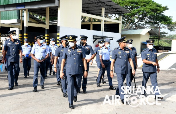 COMMANDERS INSPECTION OF AFHQ AND SLAF STATION COLOMBO