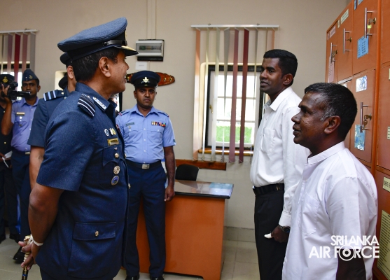 COMMANDER’S INSPECTION AT SLAF COMBAT TRAINING SCHOOL DIYATALAWA