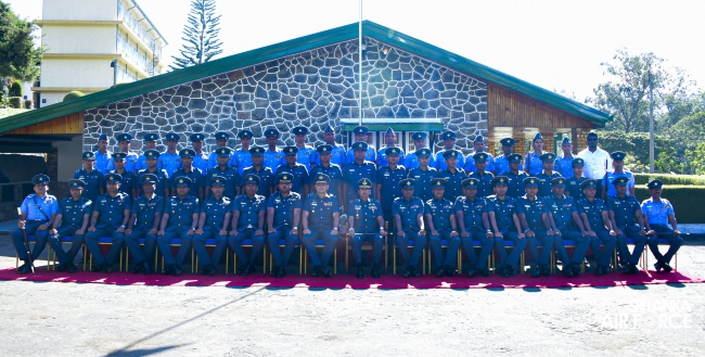 COMMANDER’S INSPECTION AT SLAF COMBAT TRAINING SCHOOL DIYATALAWA