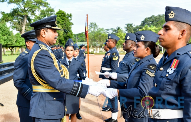The Commander’s Inspection of SLAF TTS Ekala