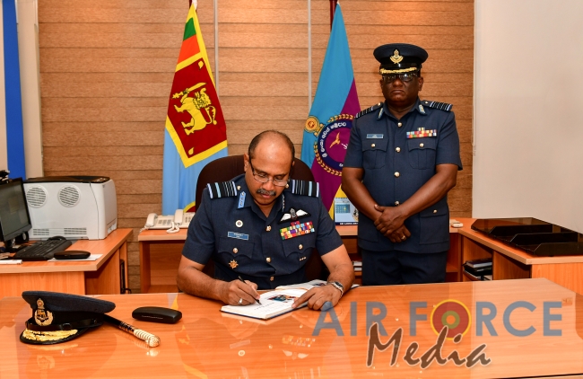 The Commander’s Inspection of SLAF TTS Ekala
