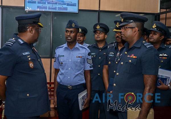 Commander's Inspection of SLAF Station Iranamadu