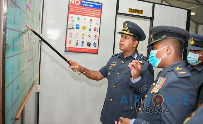 COMMANDER’S
INSPECTION OF SLAF STATION IRANAMADU