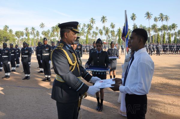 Annual Commander’s Inspection SLAF Base Katunayake 2011