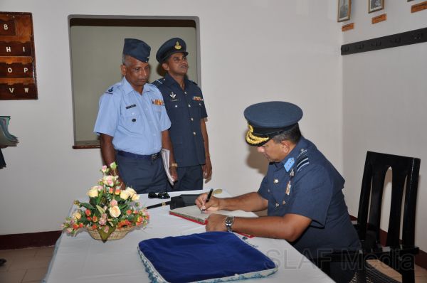 Annual Commander’s Inspection SLAF Base Katunayake 2011