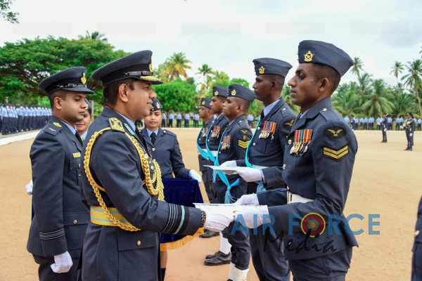 COMMANDER'S INSPECTION OF SLAF BASE KATUNAYAKE