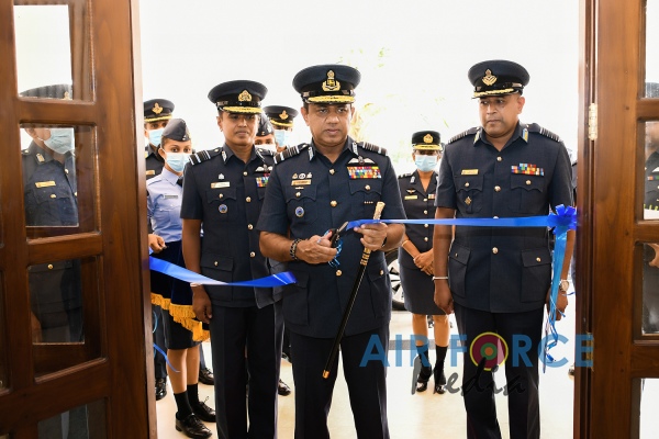COMMANDER'S INSPECTION OF SLAF BASE KATUNAYAKE