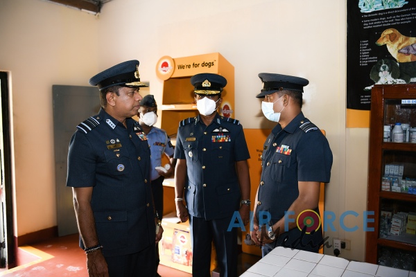 COMMANDER'S INSPECTION OF SLAF BASE KATUNAYAKE